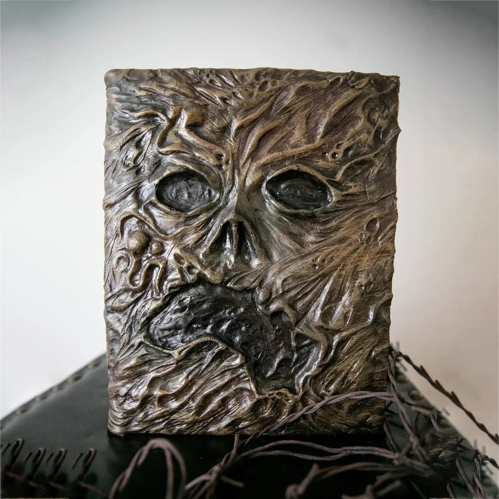 Vintage Necronomicon - Dark Ma - Vintage Collectible Books recension och pris