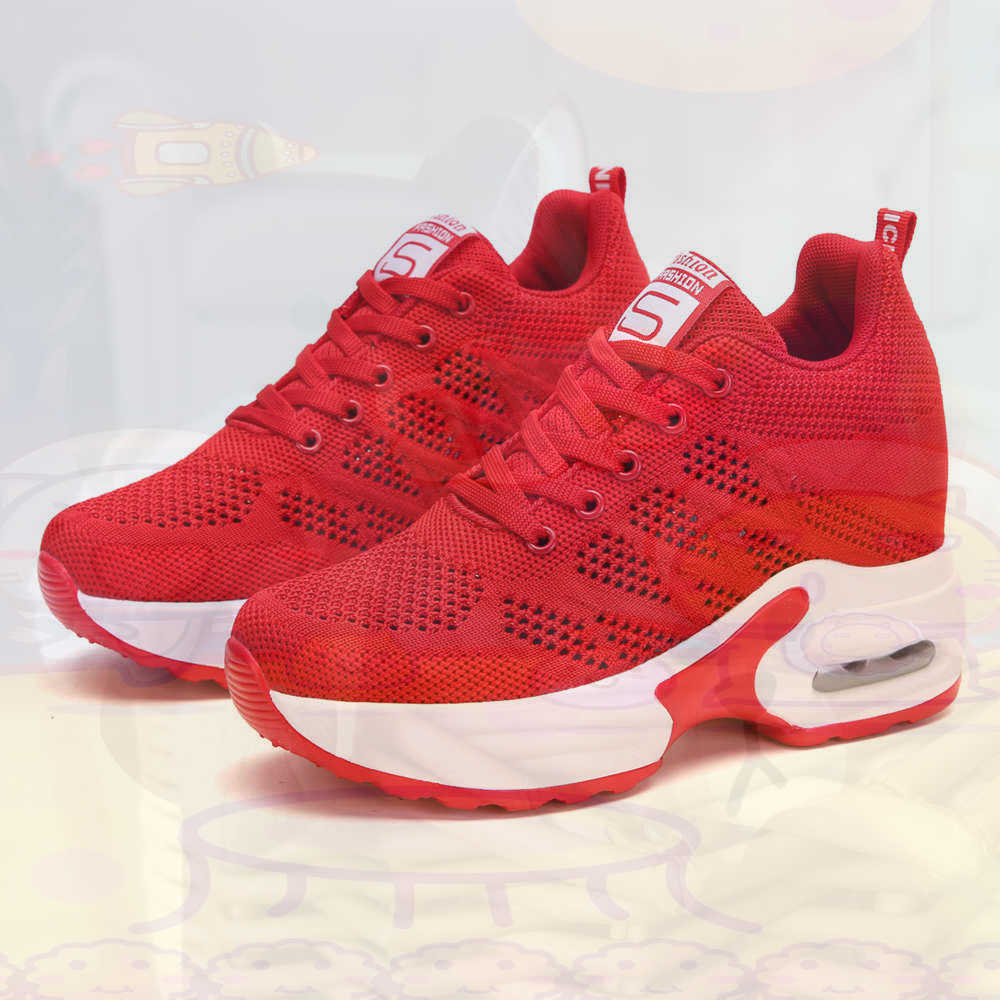 Red Size 36 Shoes Woman Tennis - Vintage Collectible Items recension och pris