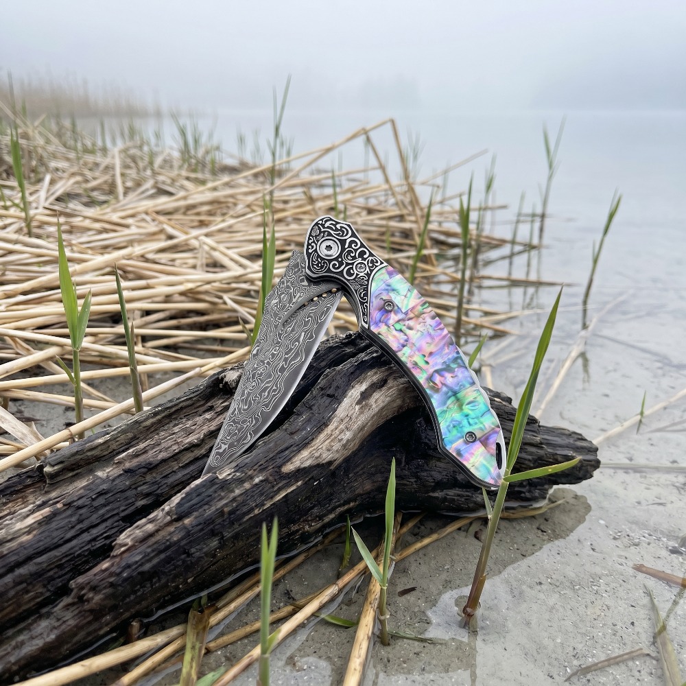 New Vintage Damascus Pattern B - Vintage Collectible Pocket Knives recension och pris