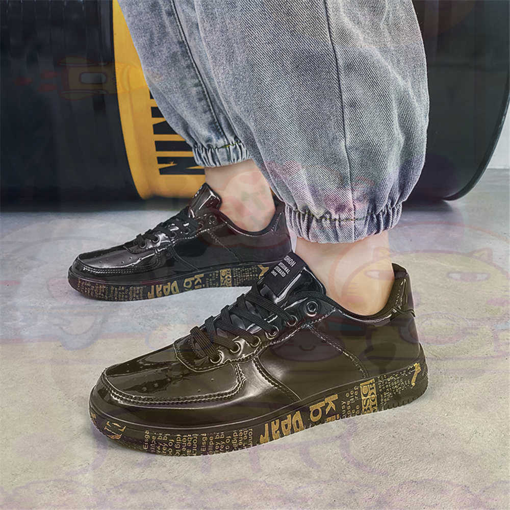 Round Foot Size 45 Sneakers Wh - Best Vintage Collectible Items recension och pris